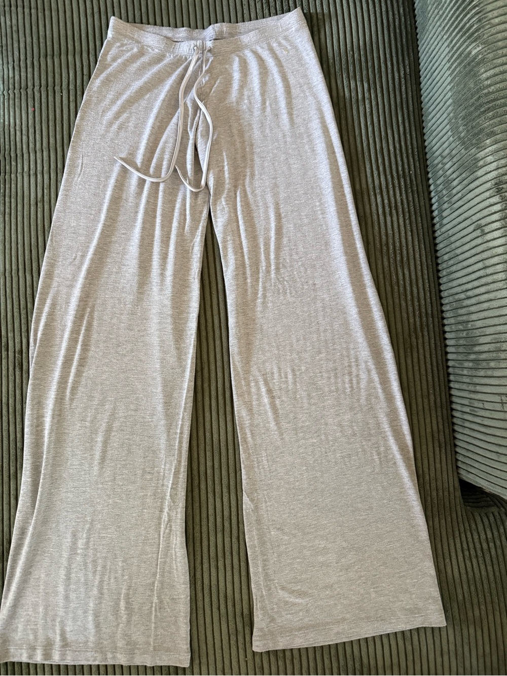 Victoria's Secret wide-leg lounge pants in a heather gray | Modal - Picture 7 of 9